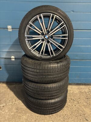 Originele BMW 2 Serie G42 / 3 Serie G20 G21 / 4 Serie G22 G23 Styling 790 M 18 Inch breedset inclusief Zomerbanden