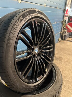 Alternative view of Originele BMW 5-Serie 19 Inch Breedset met Zomerbanden