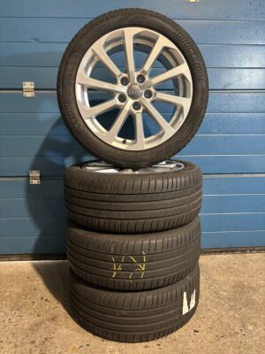 Originele Audi A3 17 Inch set met Zomerbanden