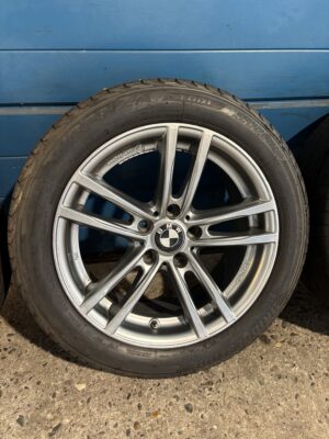 Alternative view of BMW 3 Serie 17 inch set inclusief Zomerbanden