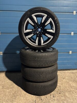 Originele BMW X3 G01 G45 / IX3 / X4 G02 19 inch set inclusief Winterbanden