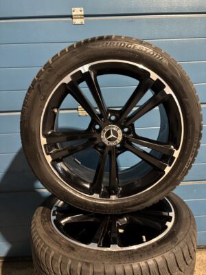 Alternative view of Originele Mercedes Benz A Klasse / B Klasse / CLA - 18 inch set inclusief Winterbanden