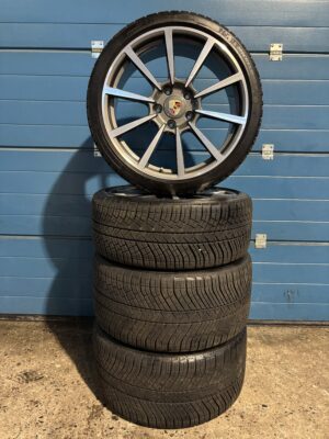 Originele Porsche 911 20 Inch Breedset inclusief Winterbanden